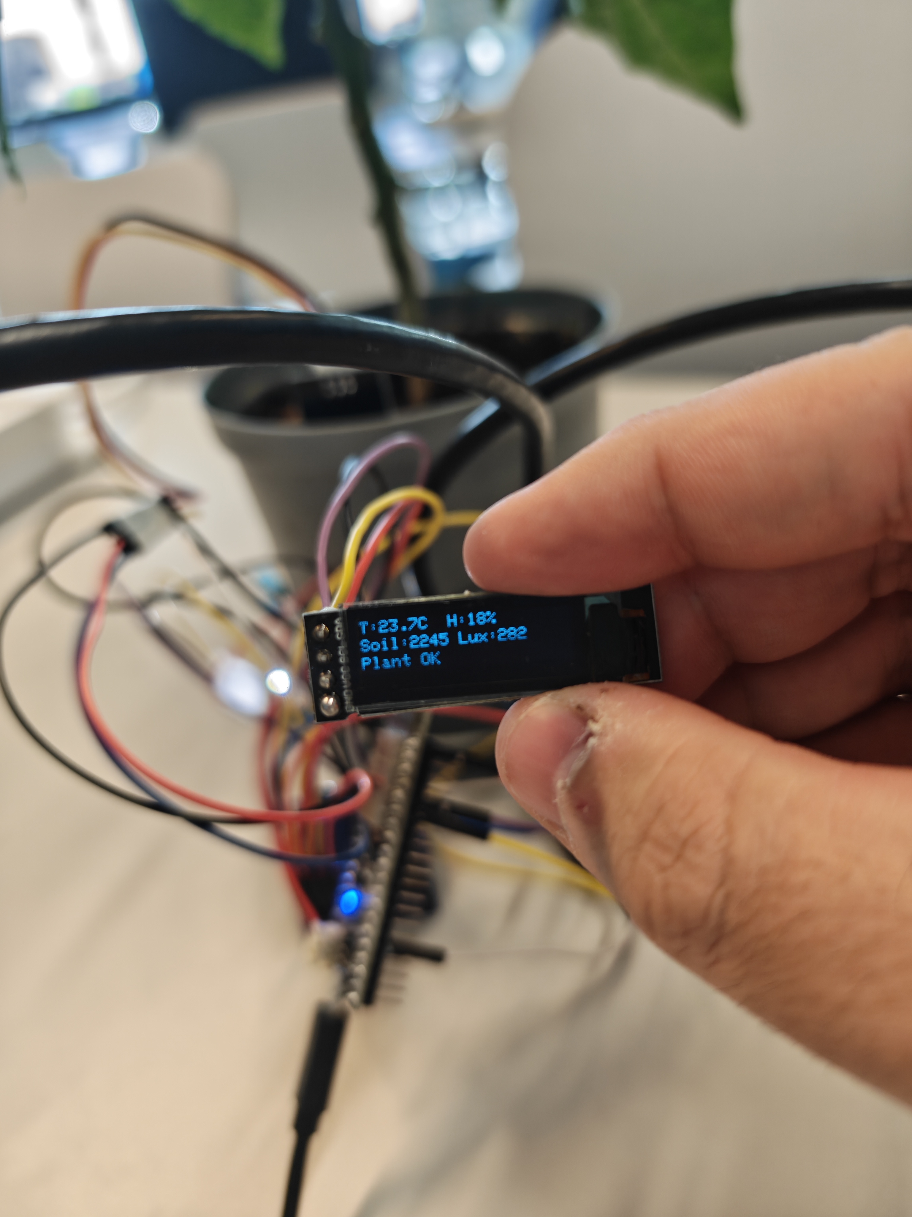 Rootnet Smart Pot
